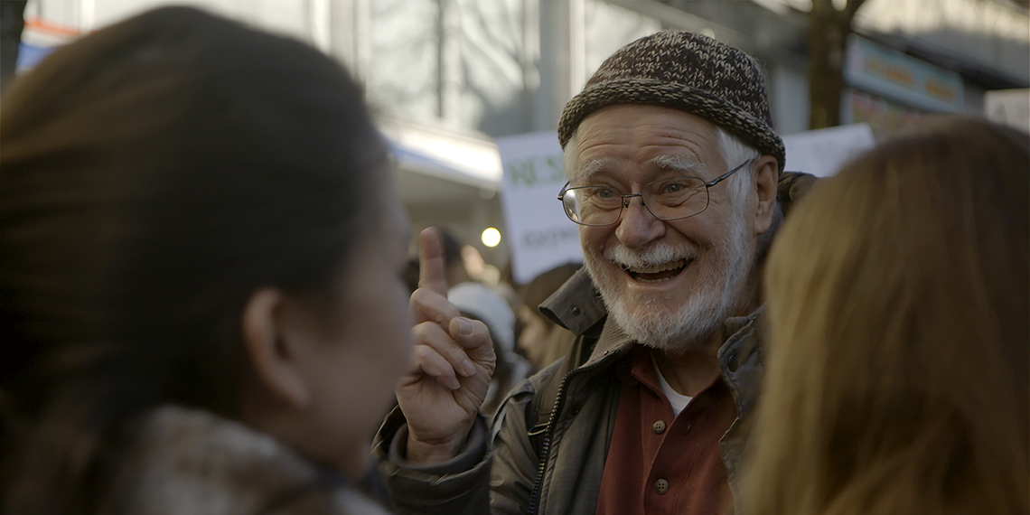 Scène de Citoyen Nobel, avec Jacques Dubochet