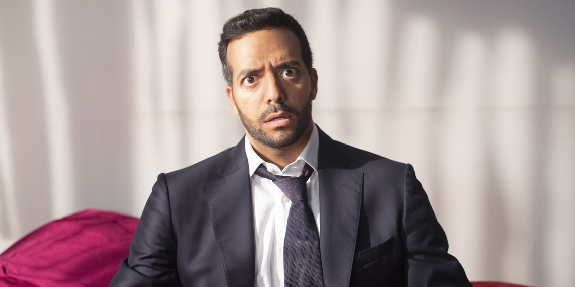 Tarek Boudali dans le film Menteur